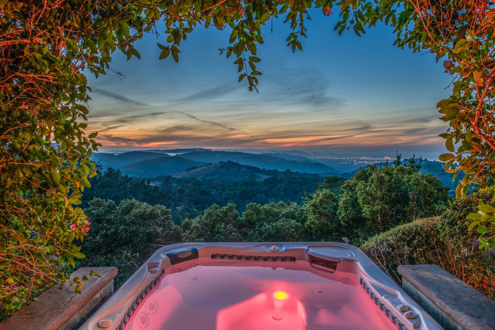 Panoramic Peninsula Views
