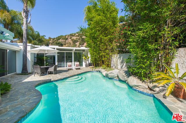 Villa Pristine