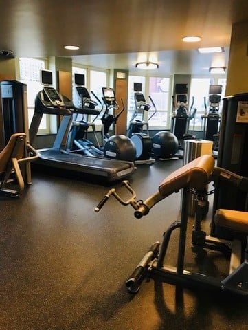 345 N Lasalle St, #4305