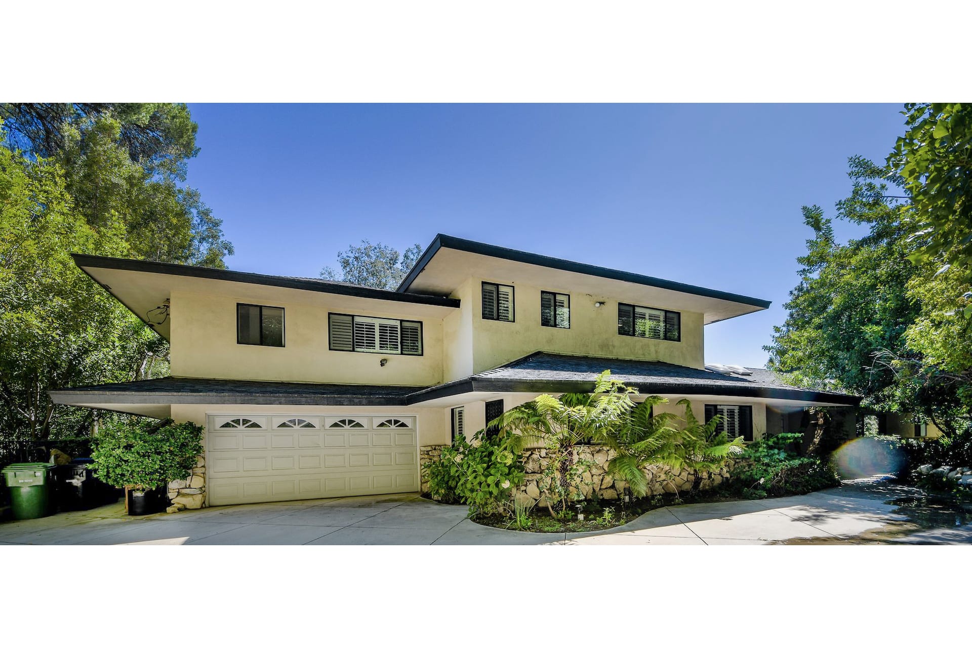 9545 Hidden Valley Rd, Hidden Valley Colony