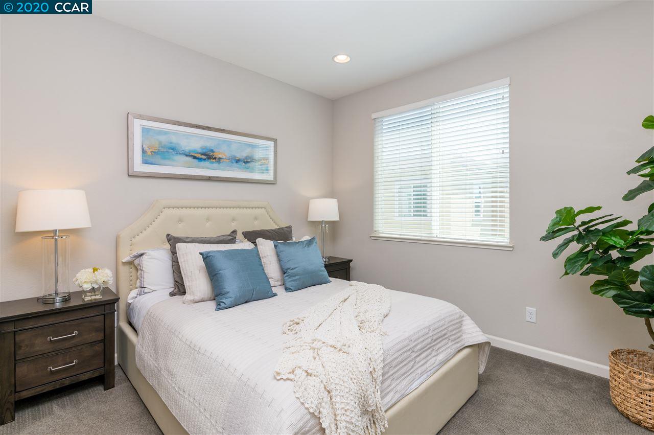 4712 Norris Canyon Rd Unit: 204