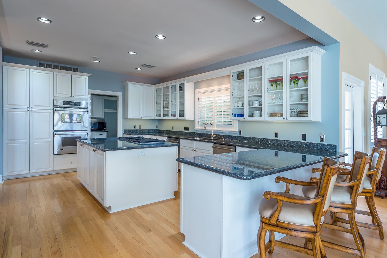 1329 Vista Dr