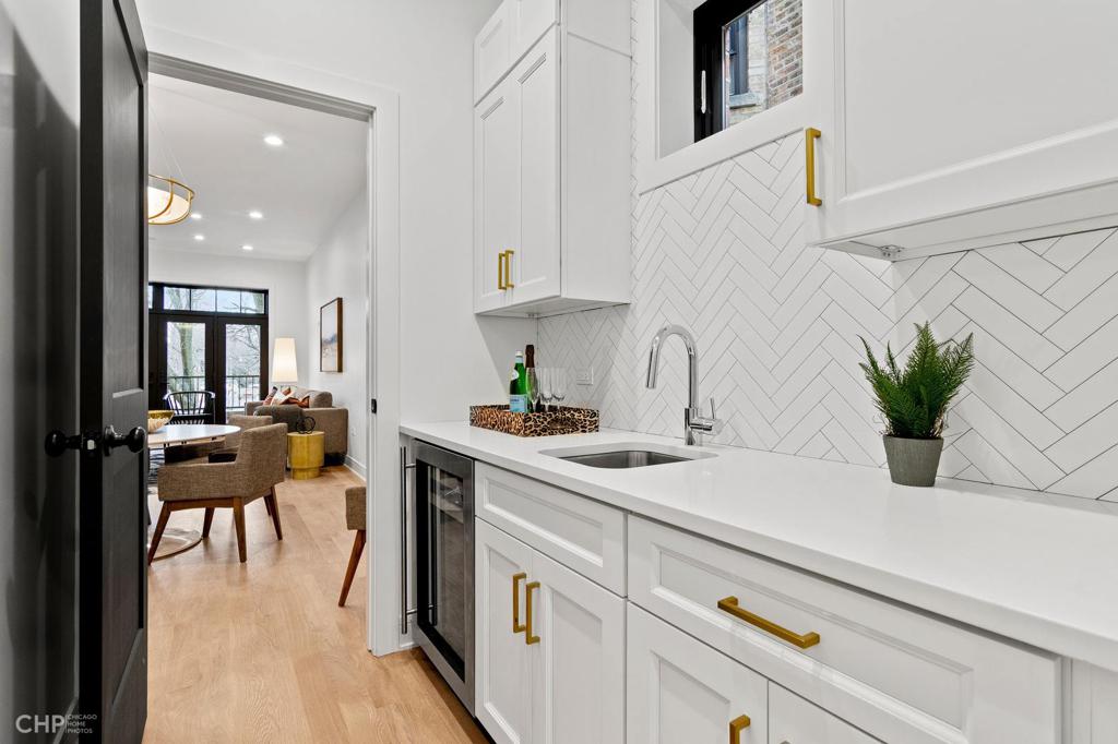 Spacious New Construction Duplex Down: 1717 N Humboldt, #1N 