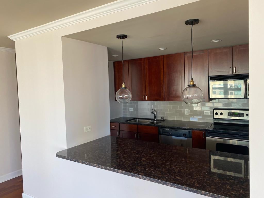 30 E Huron Unit 4609