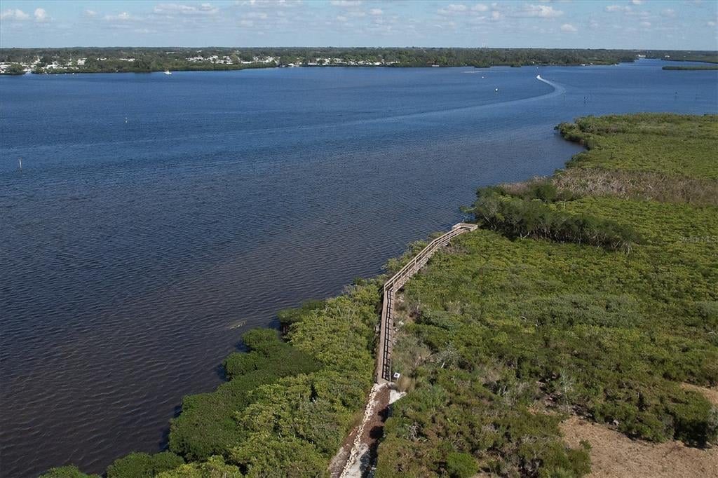 5211 Lake Overlook Ave, Bradenton, FL 34208