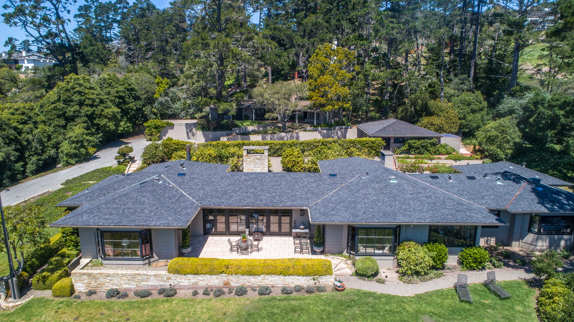 1675 Crespi Ln