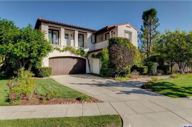 Craftsman Revival Style Home in Prime Altadena