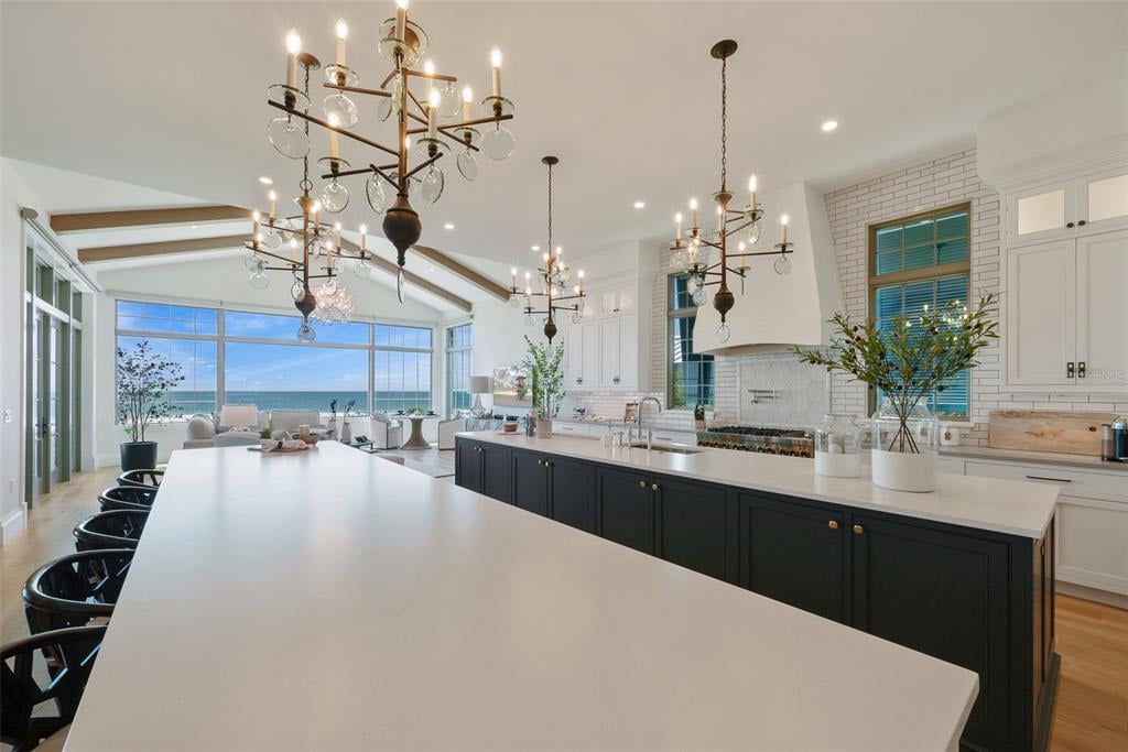 100 Beach Ave, Anna Maria