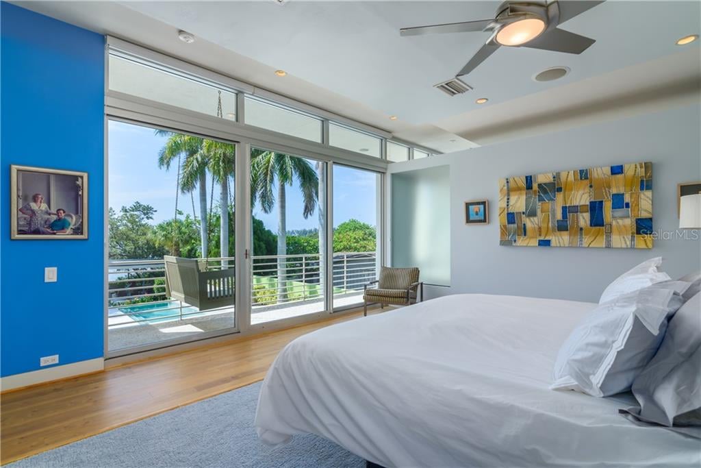 Iconic Contemporary Home in Lido Shores