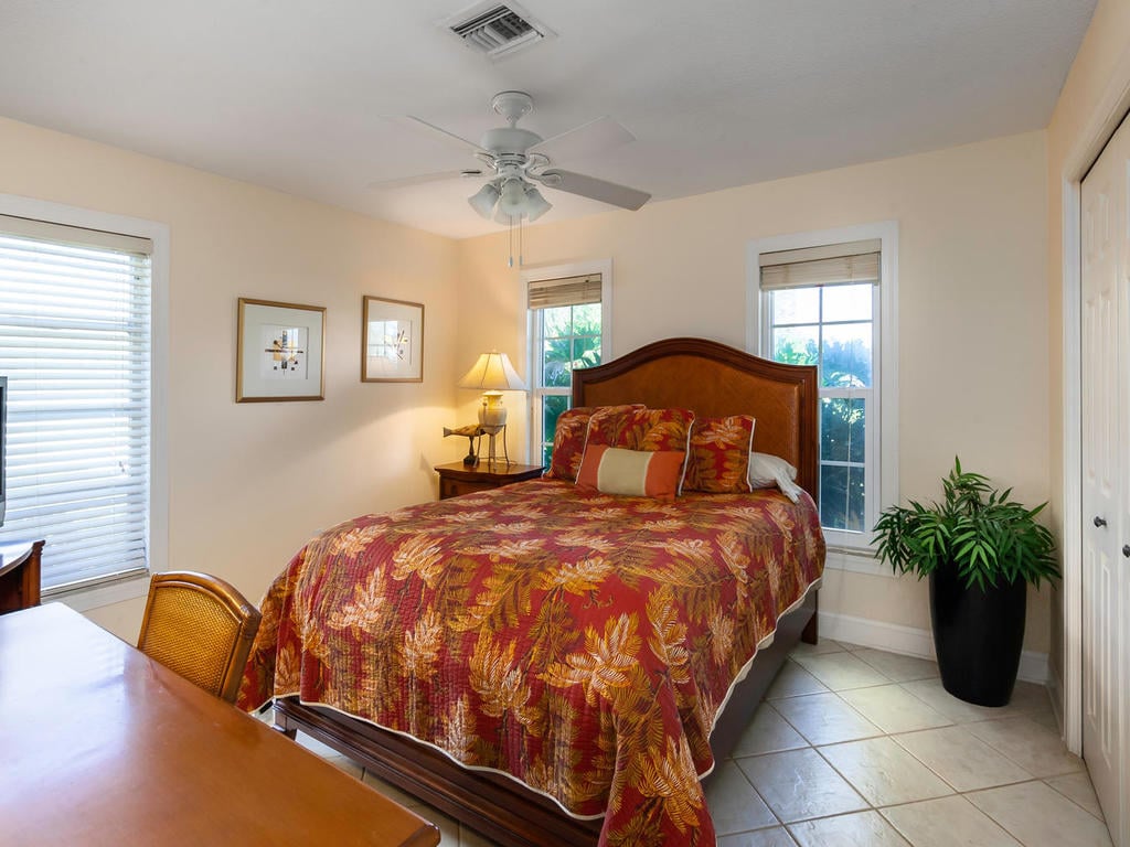 630 Emerald Harbor 