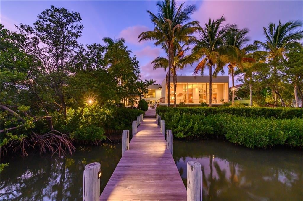 Iconic Contemporary Home in Lido Shores
