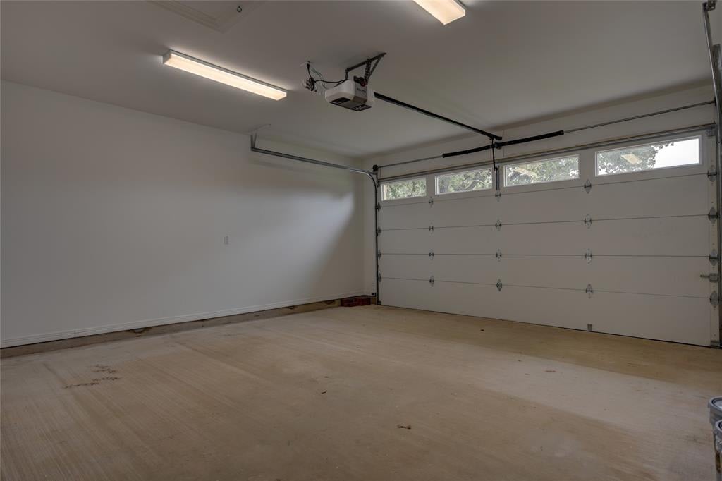 42 Briarwood Lane Bellville, Tx 77418