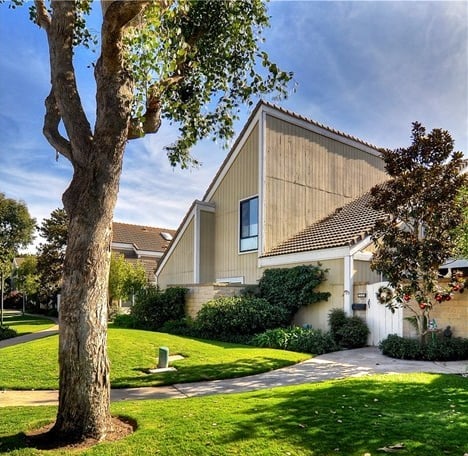 3886 Montego Dr
