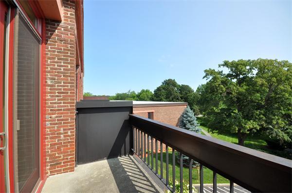 100 Keyes Rd #415