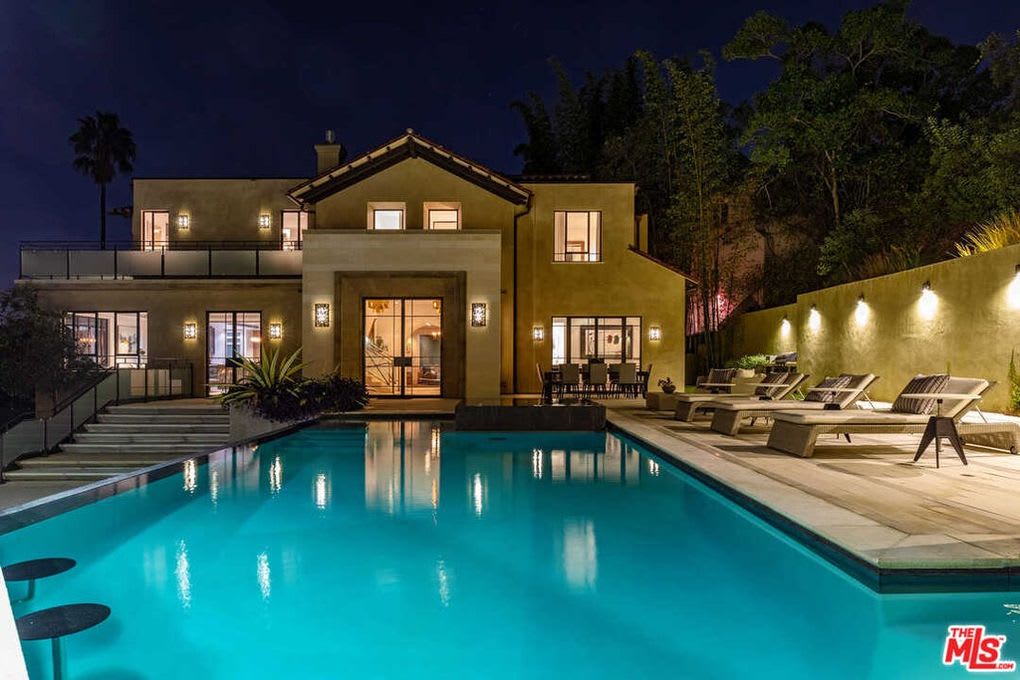 Chateau Sanctuary