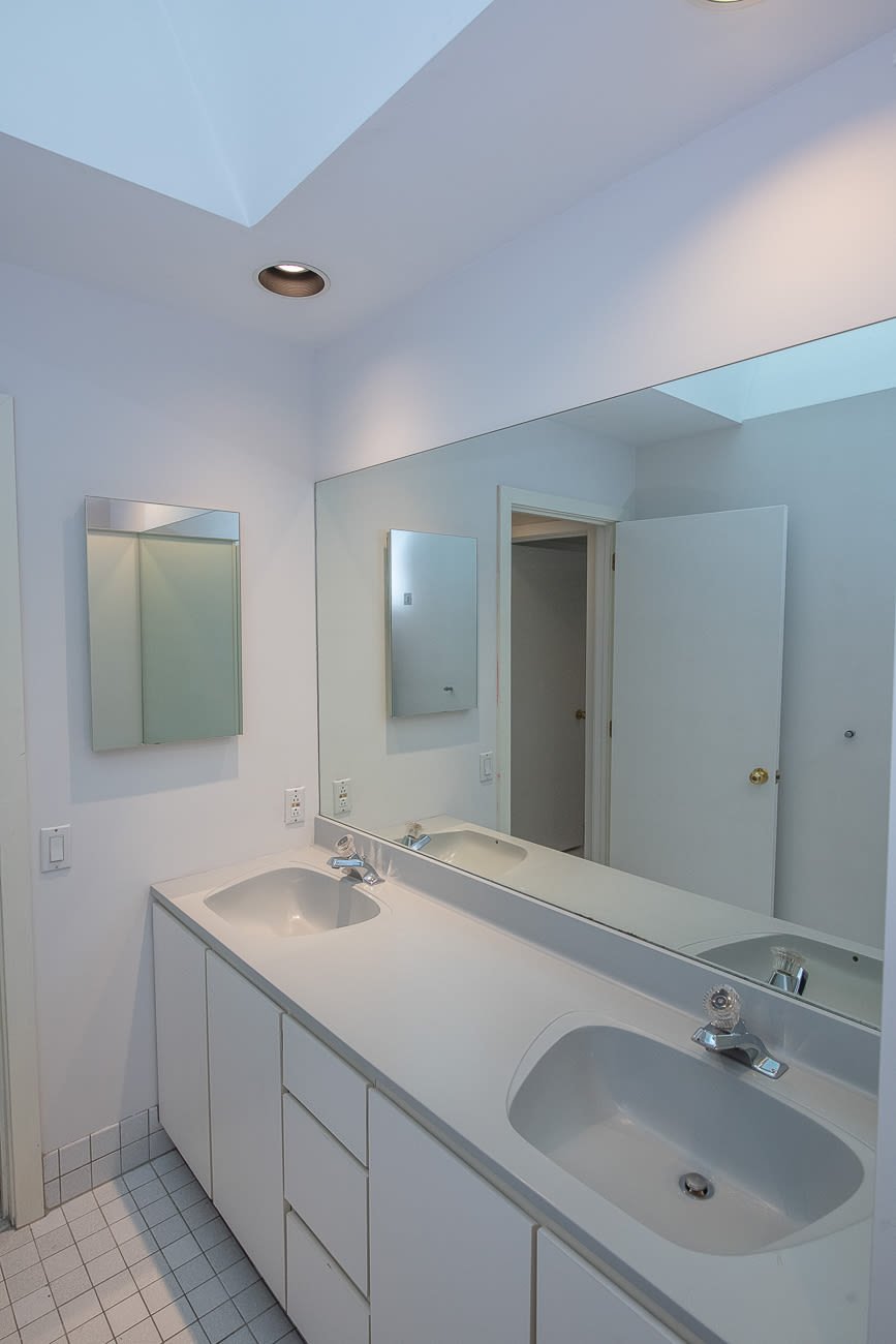 Bryn Mawr Custom Contemporary