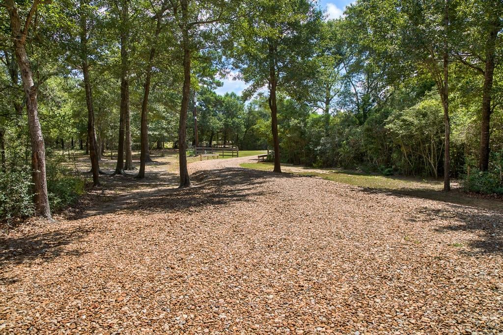 610 Post Oak Road Bellville, Tx 77418