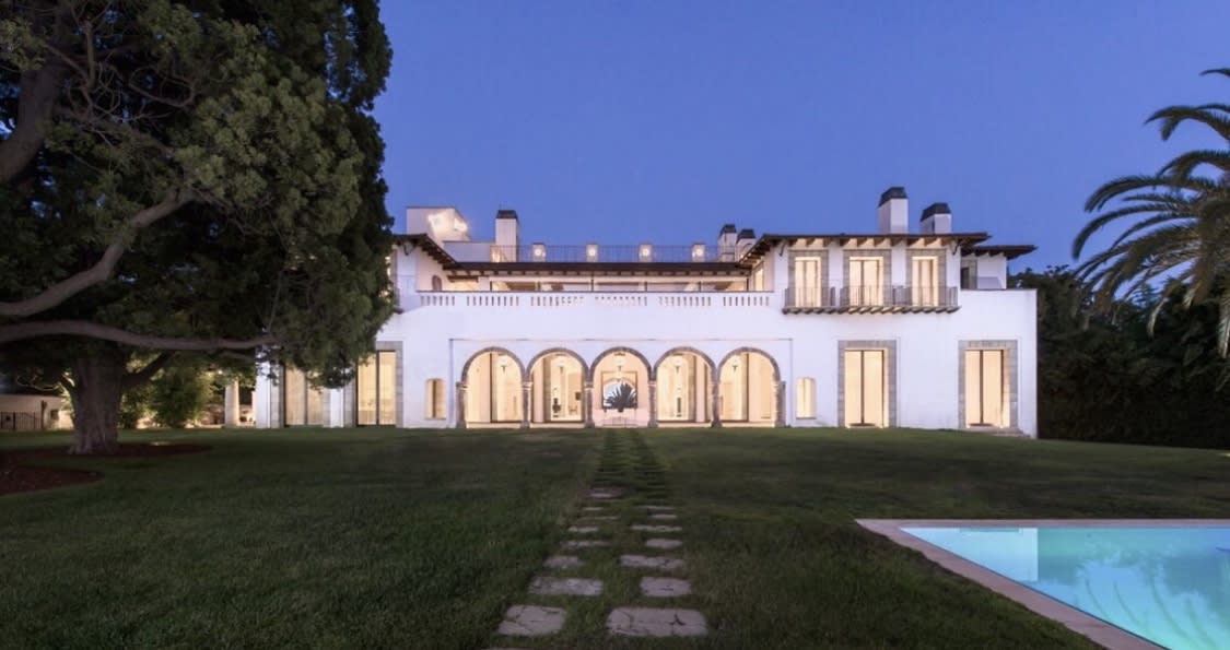 Forbes: Fashion Designer Eva Chow’s Art-Filled Estate Hits The Market For $65 Million