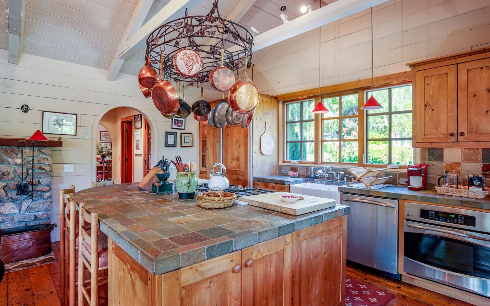 Diamond T Ranch & Vineyards - The Talbott Estate