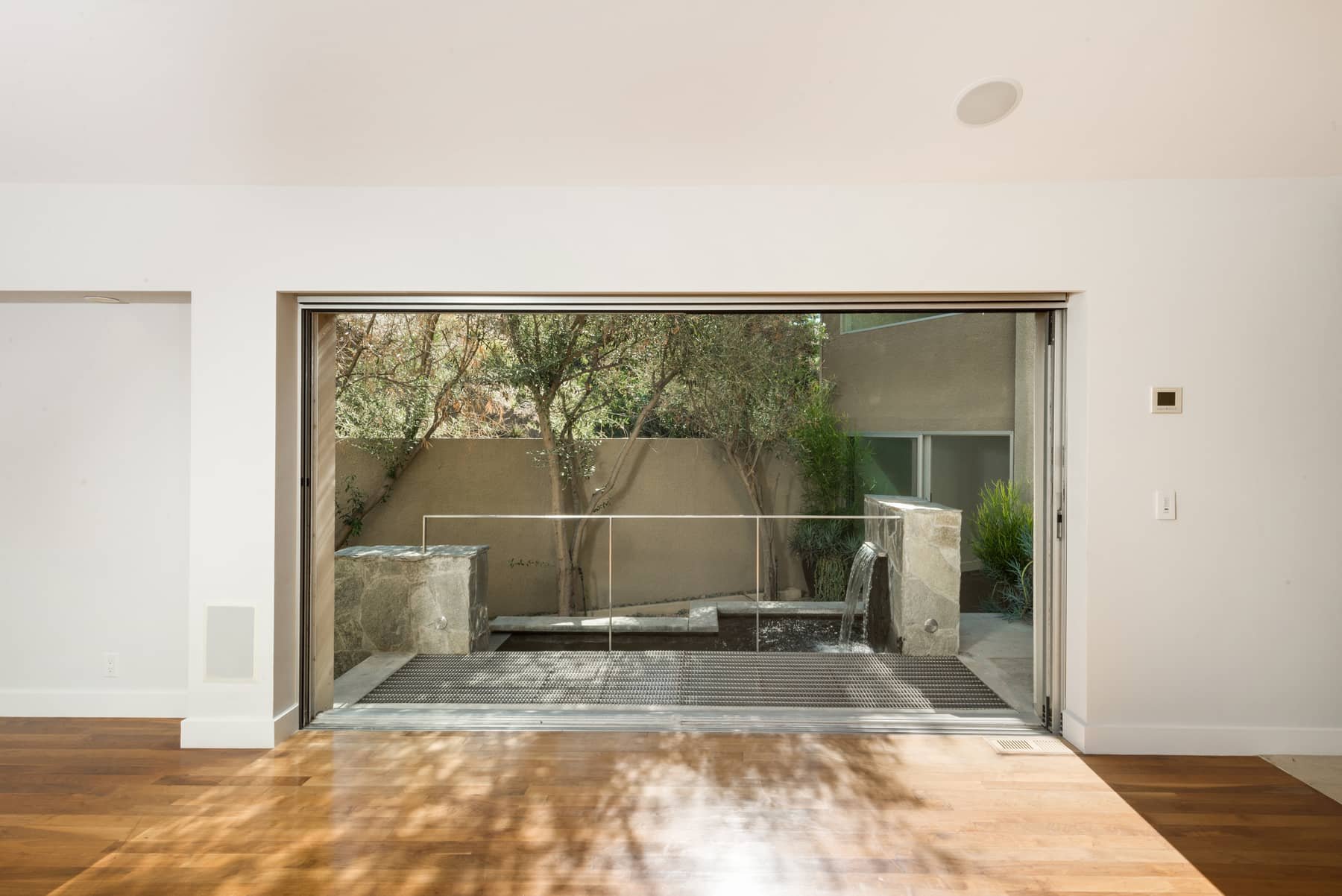 Architectural Lease | Upper Beachwood Canyon