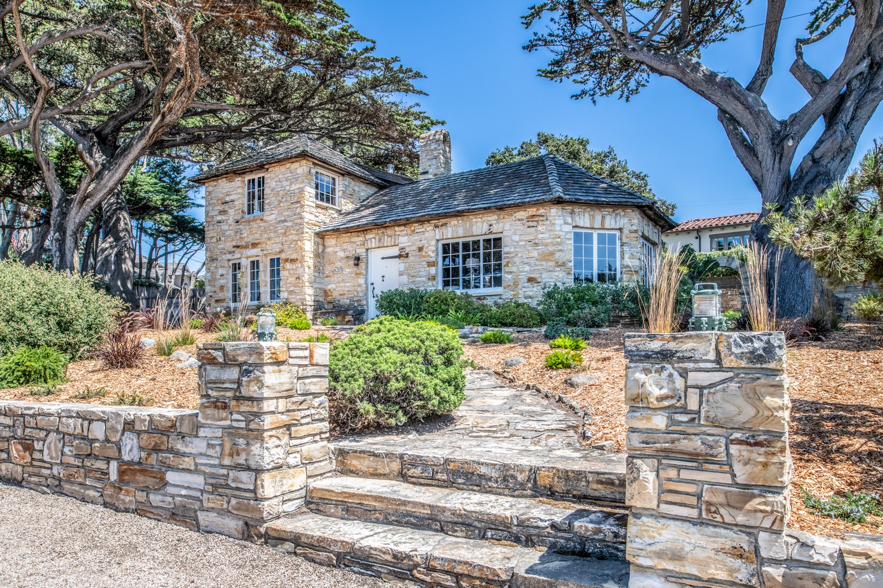 Carmel Point Manor