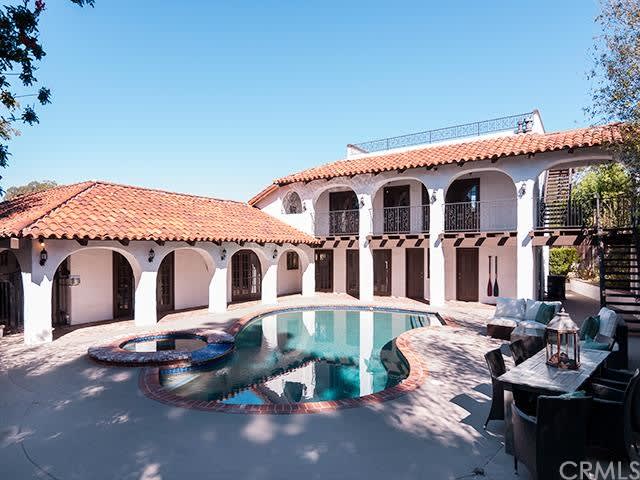 1406 Lincoln Ln