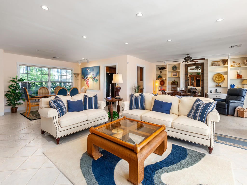 630 Emerald Harbor 