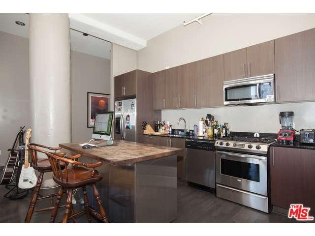 1645 Vine Street, Unit 613