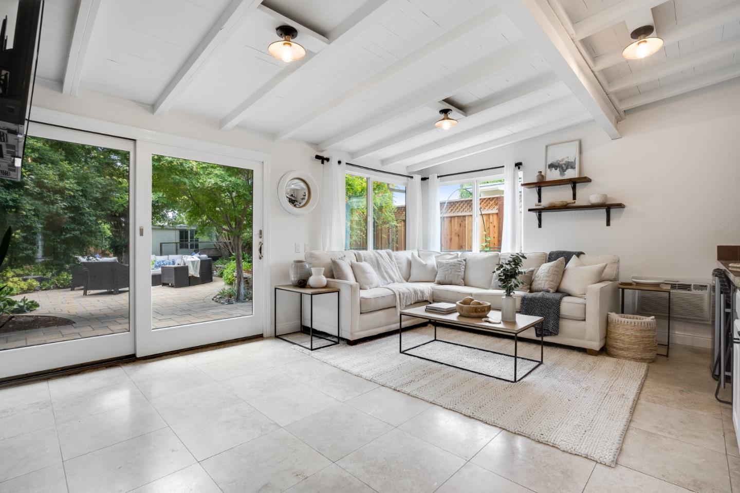 15720 Loma Vista Ave, Los Gatos, CA 95032-3637