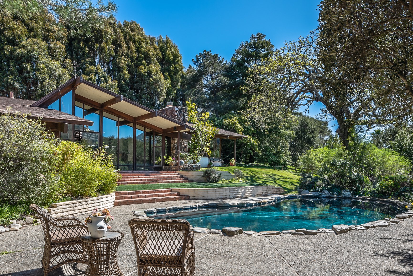16 Boronda Rd