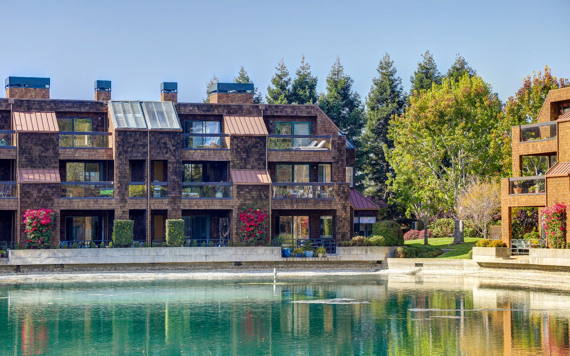 17 Lagoon Vista