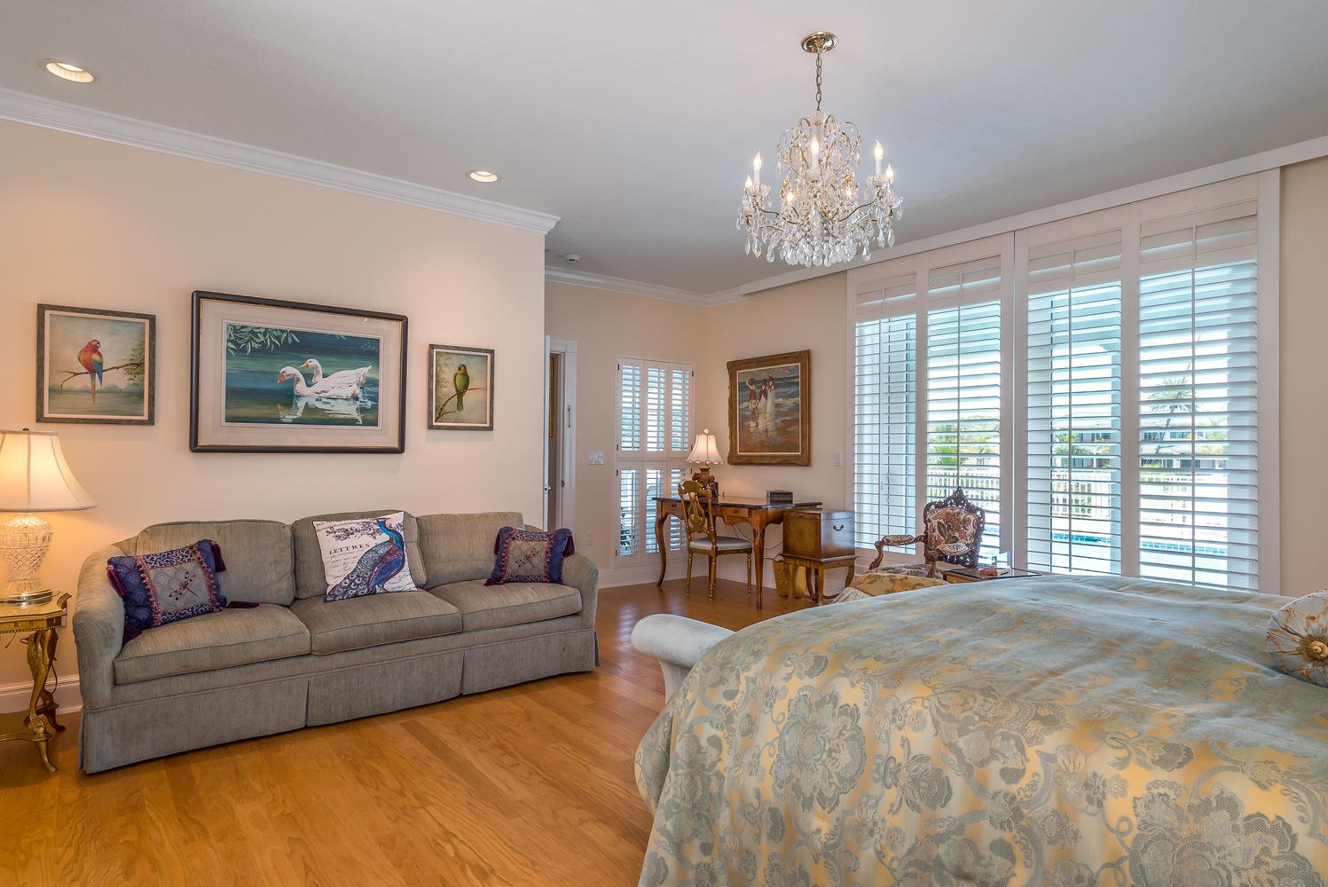 1329 Vista Dr