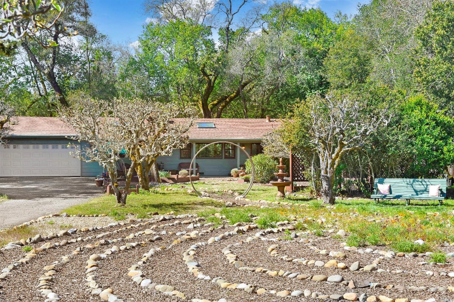 760 Agua Caliente Road West