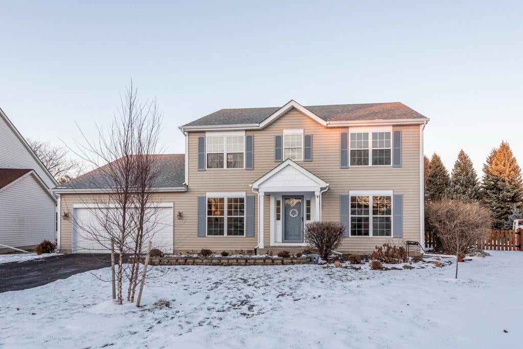 611 Woodbridge Dr 