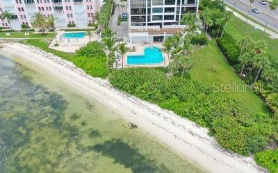 11 SUNSET DR #101