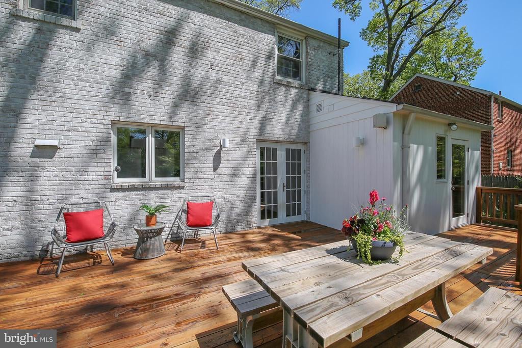 2712 Plyers Mill Rd