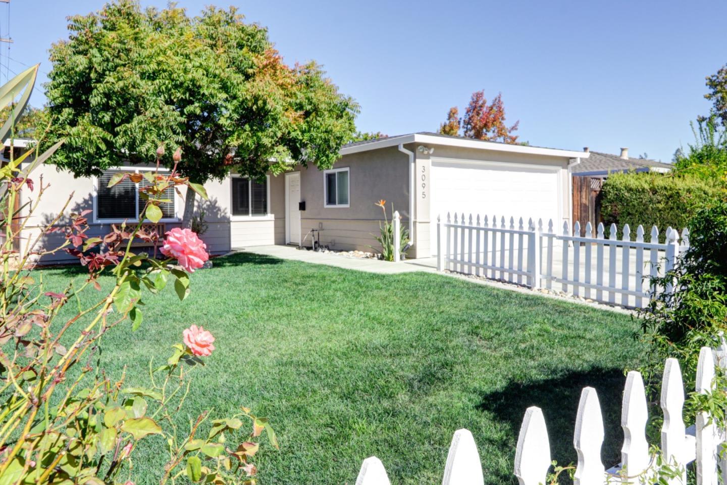 3095 Calzar Drive, Cambrian