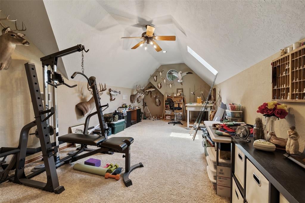 540 Walnut Dr Bellville, Tx 77418