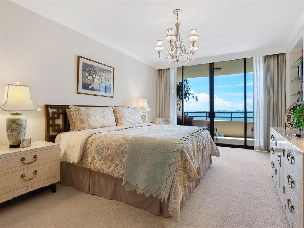 1255 North Gulfstream Ave, #904