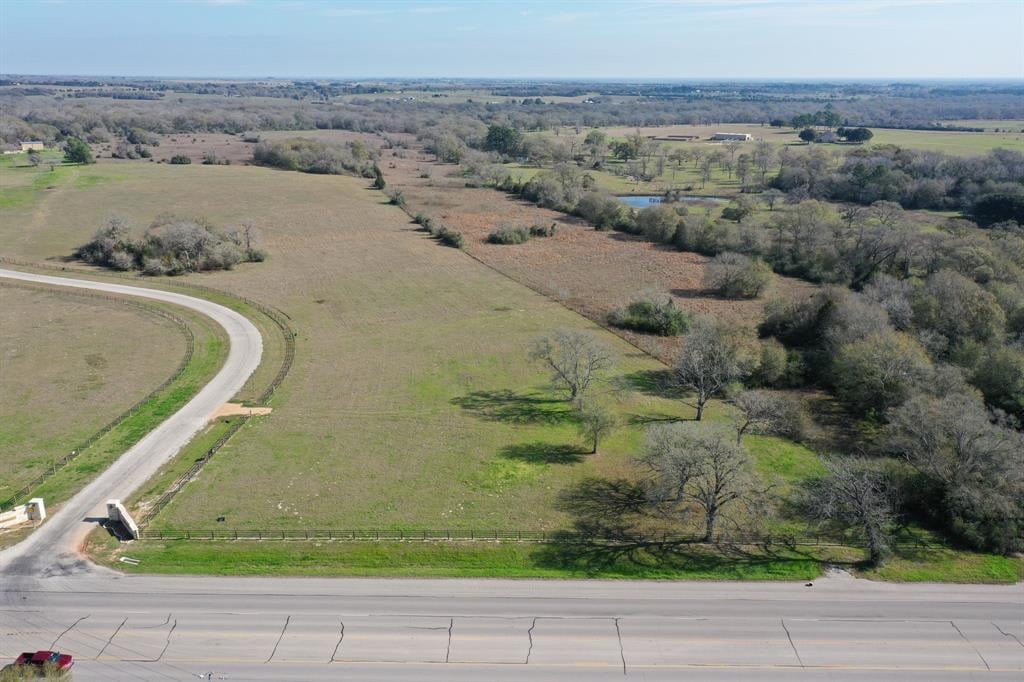 3440 Eli Rd Bellville, Tx 77418