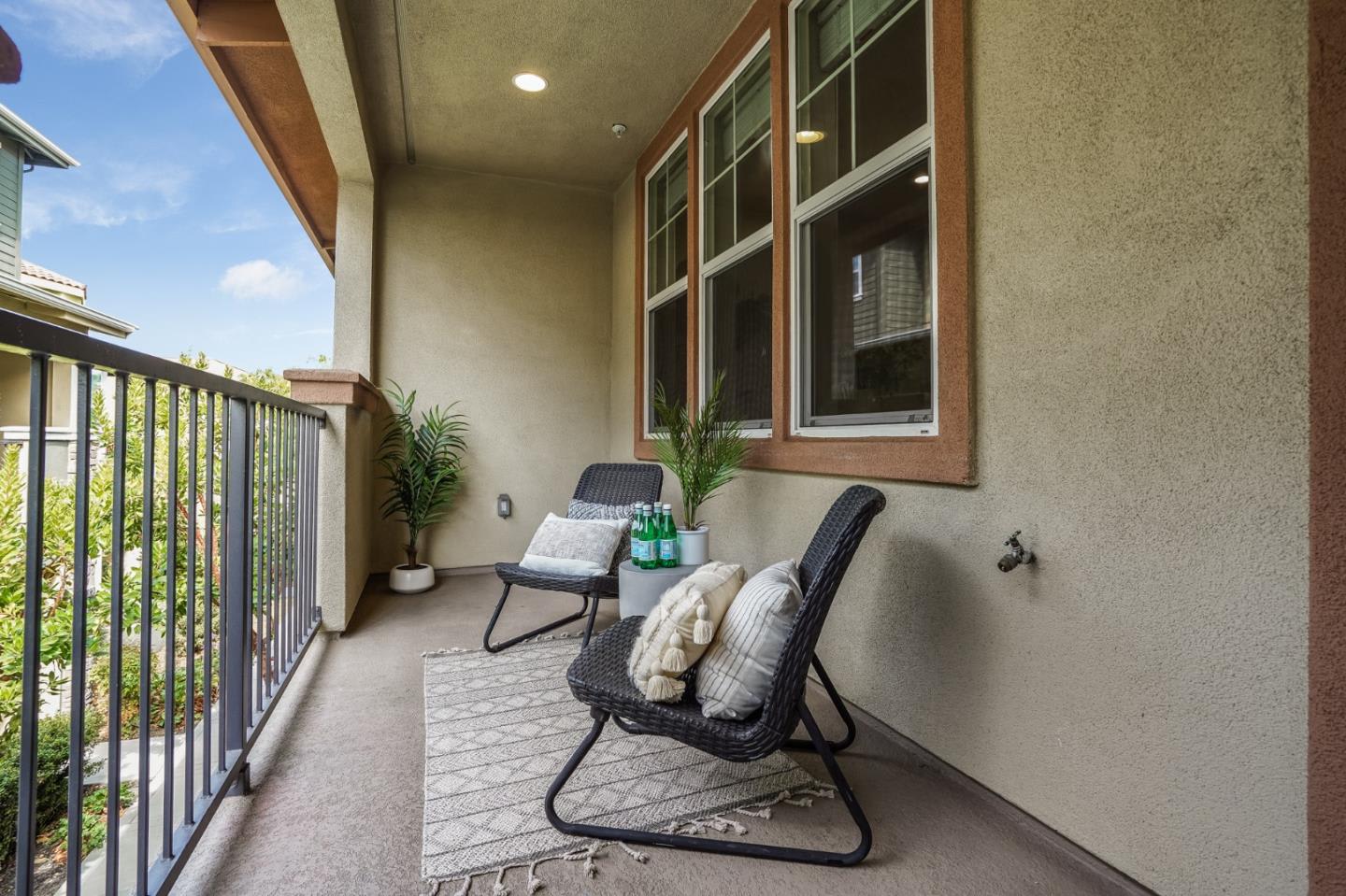 1655 Latitude Dr, #3