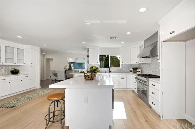 2948 Pemba, Costa Mesa