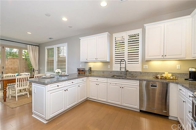 131 Bright Poppy, Irvine 