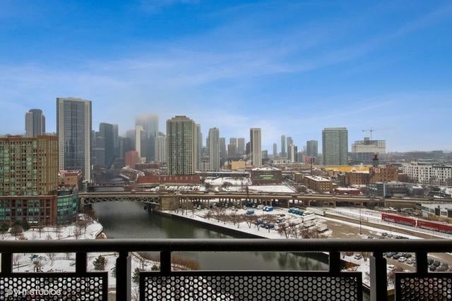 700 N Larrabee St #1312