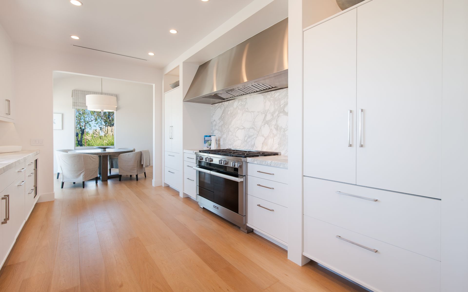 1633 Castle Cove Circle