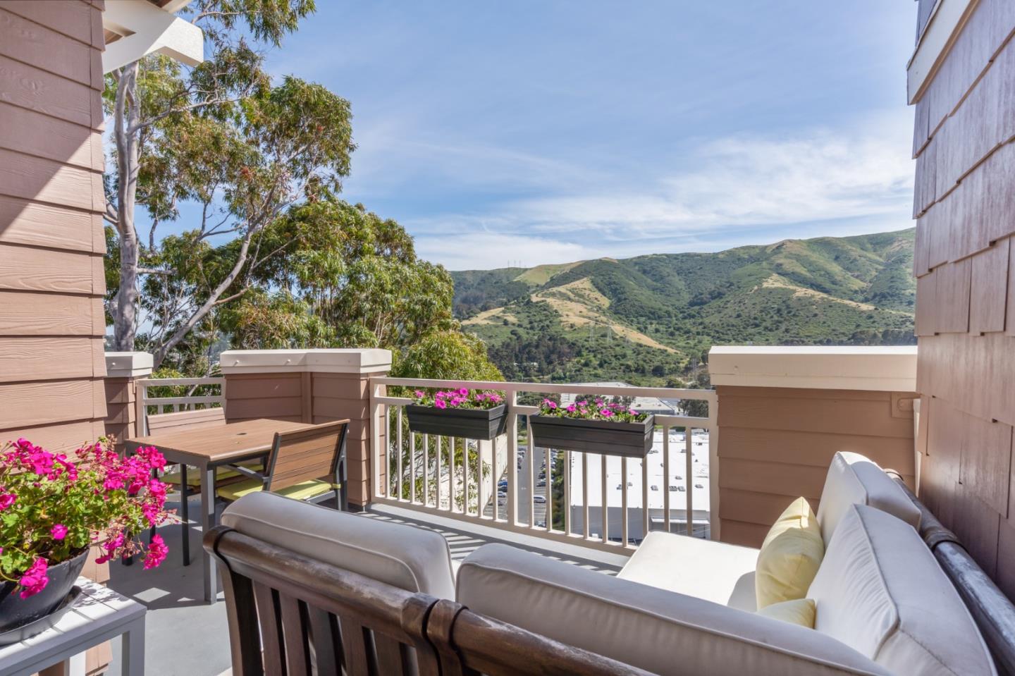 122 Kestrel Ct