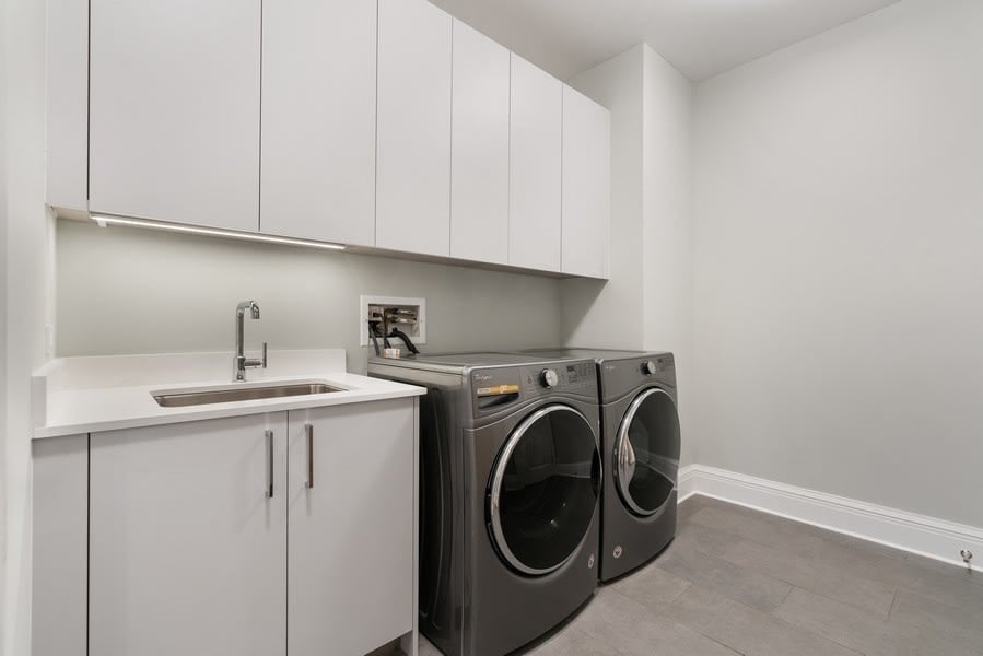 451 E Grand Ave #4201