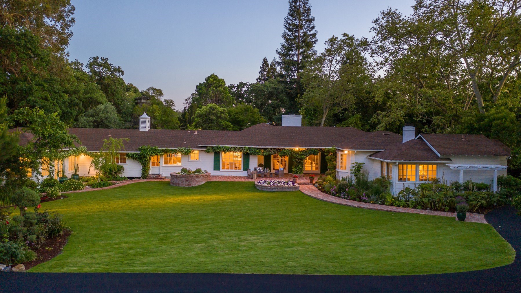 160 Alderwood Rd