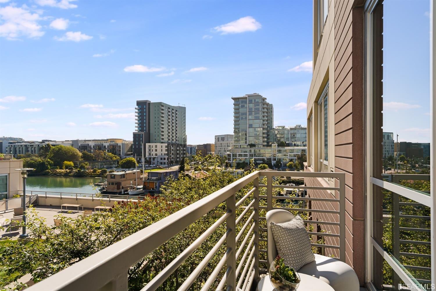 Park Terrace 403