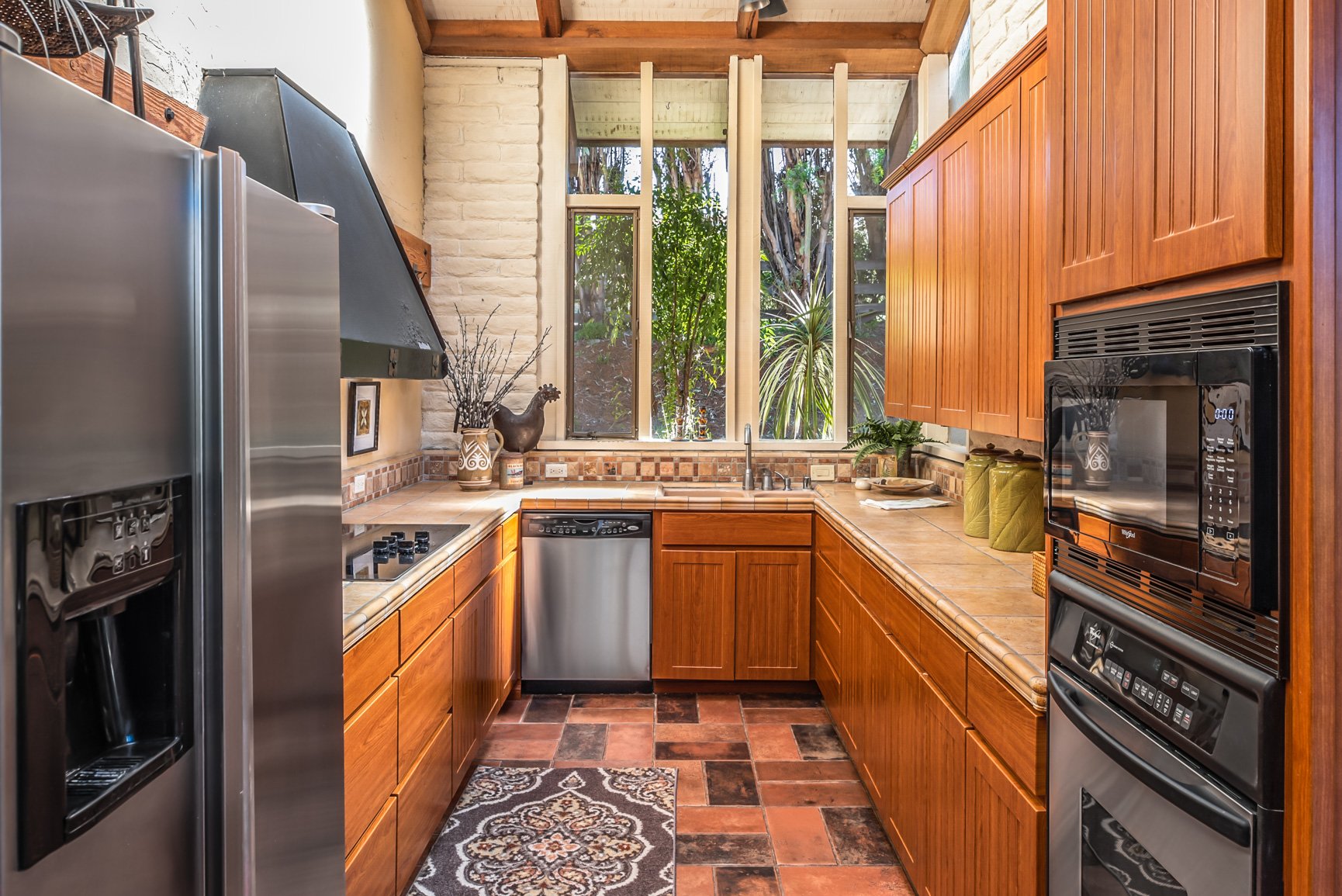 16 Boronda Rd